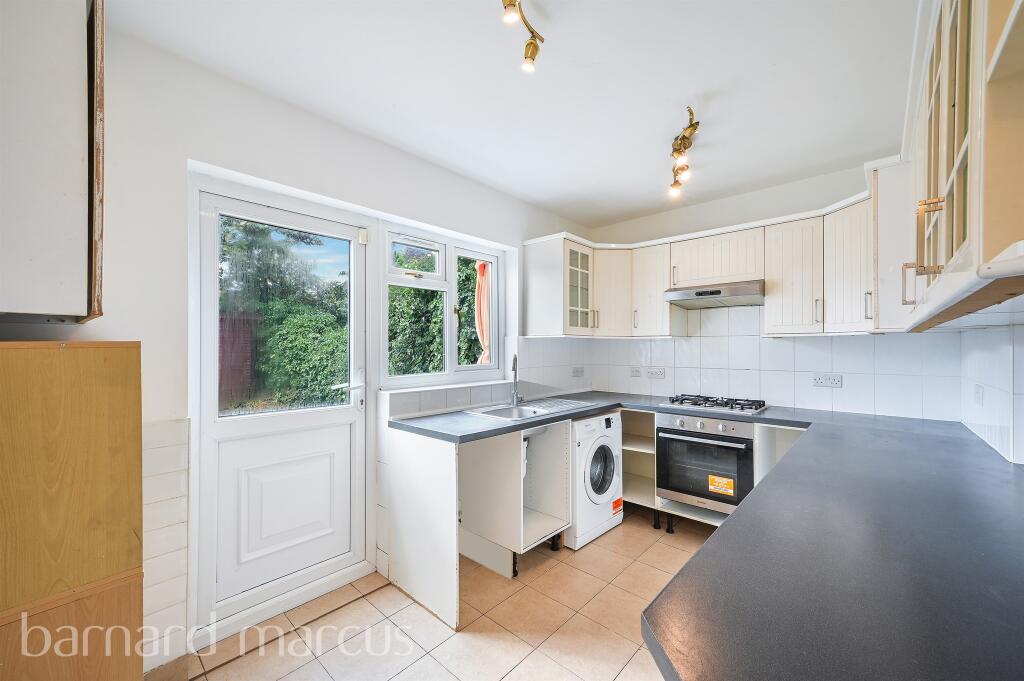 Midleton Road, New Malden photo 3