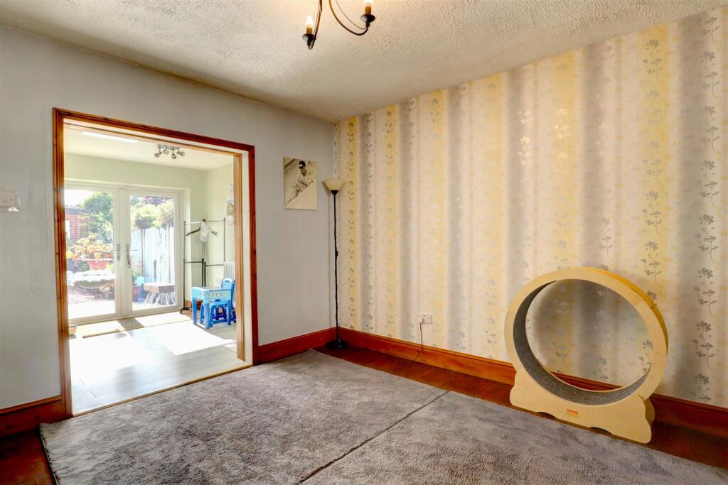 Fareham Avenue, Hillmorton, Rugby - View 6