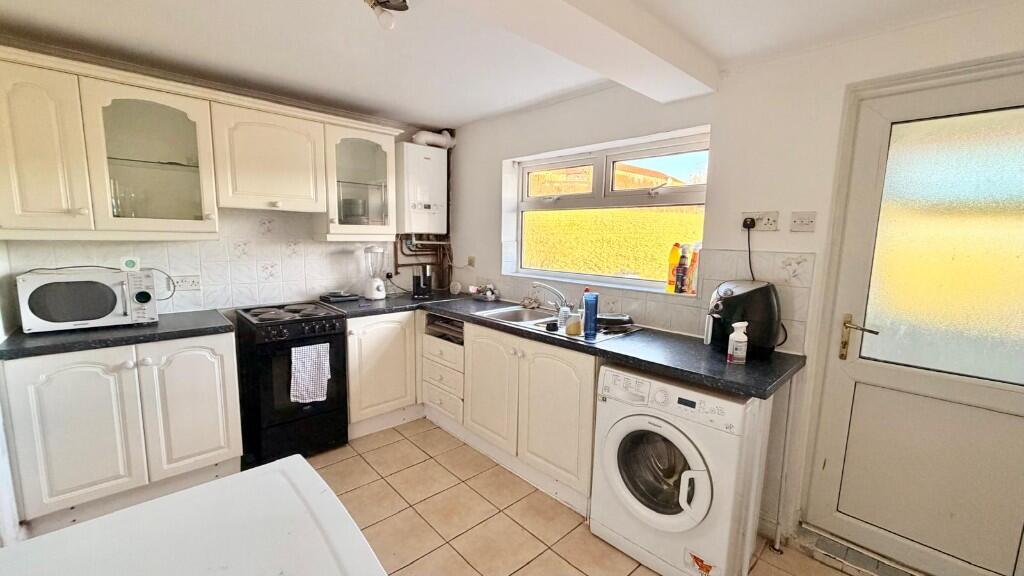 Broadbent Street, TS12 photo 3