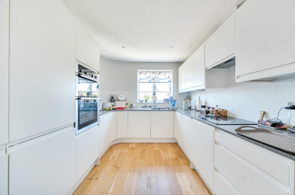 Apartment in Worthing, Ferring - View 4