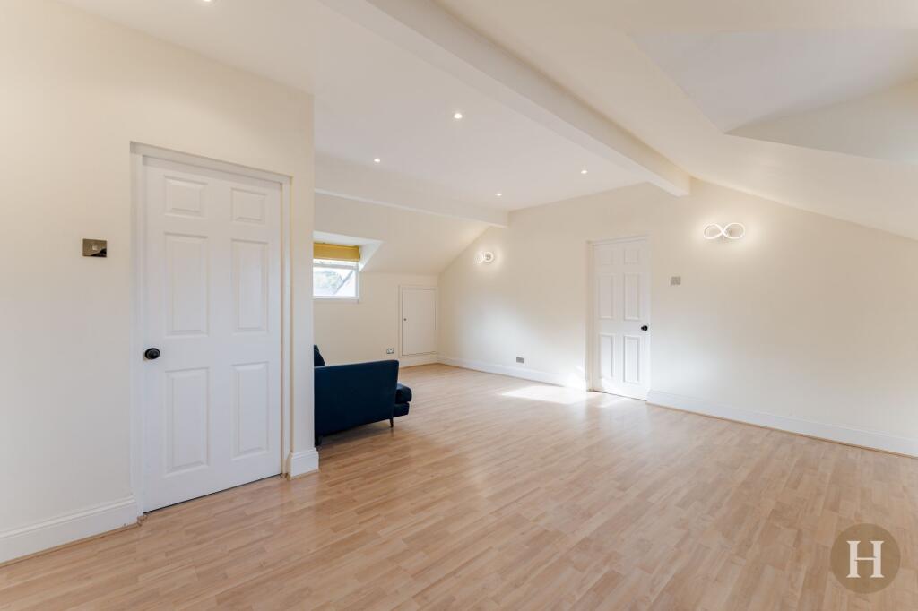 Apartment in Birmingham - View 5