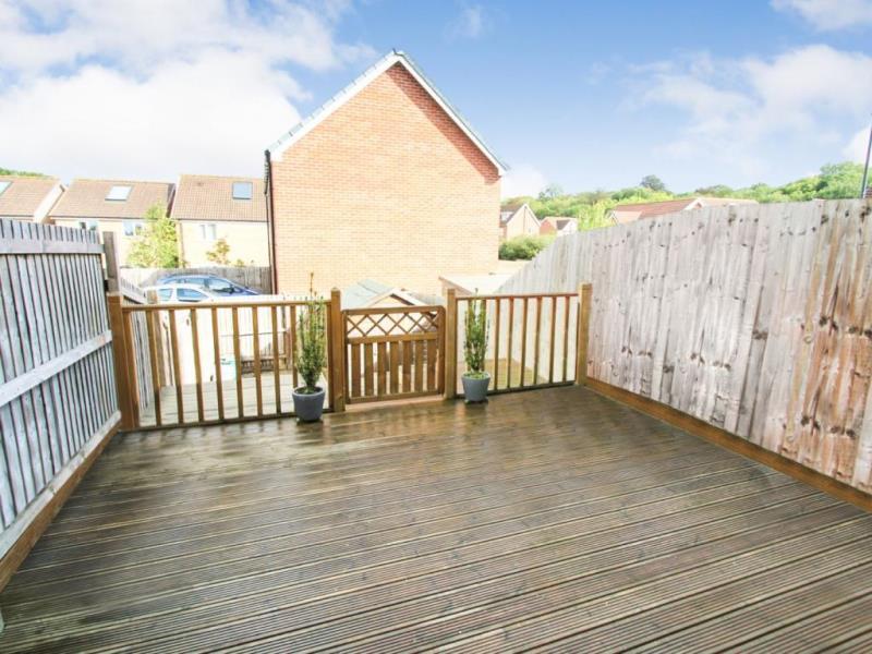 5 bedroom terraced house for rent