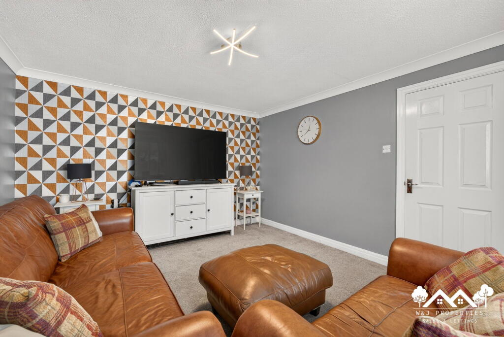 House in Blackburn - View 5