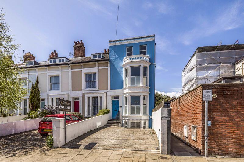 4-bed house on Richmond Terrace, Southsea, £569,995