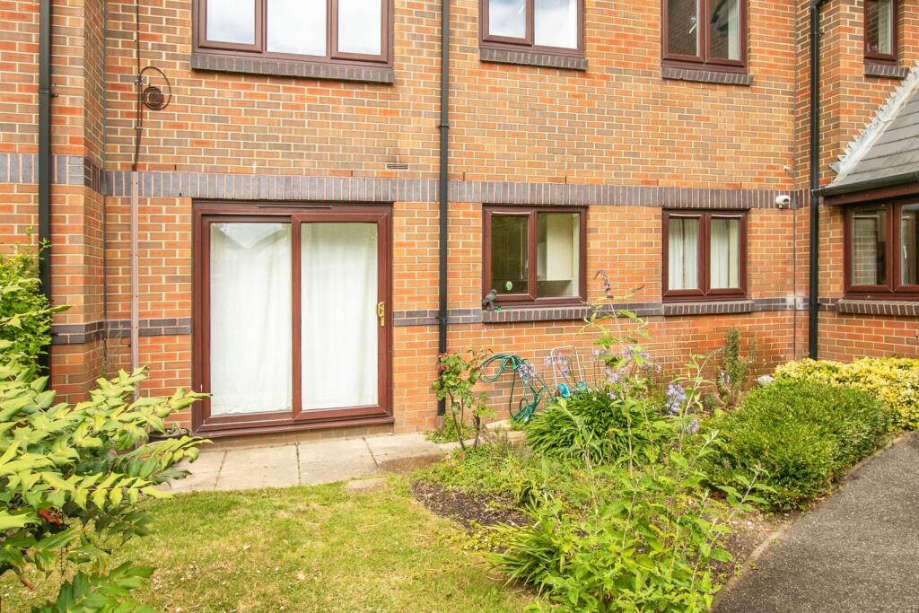 Apartment in Poole - View 4
