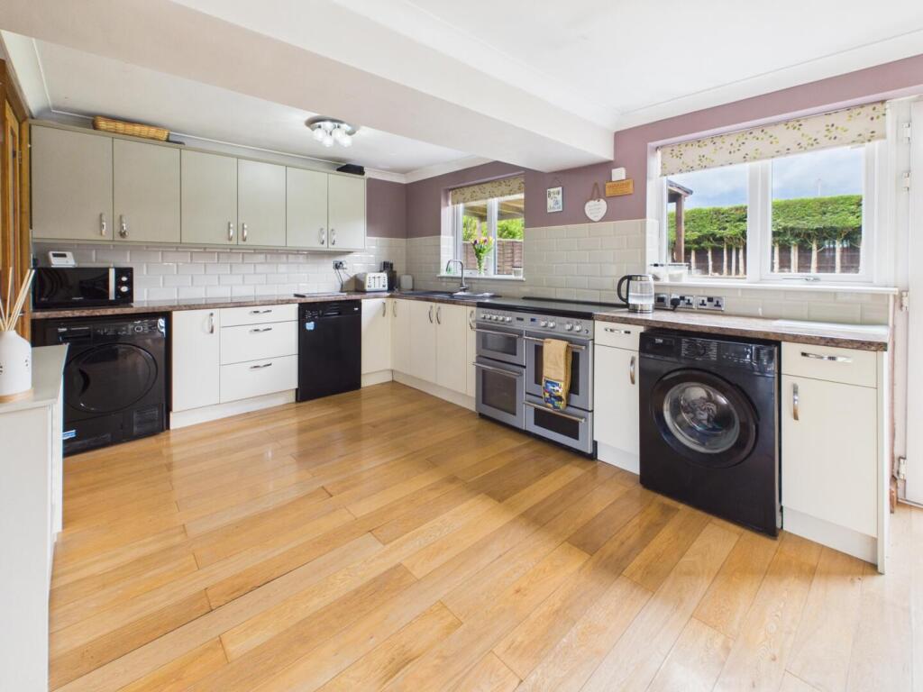 45 College Park, Horncastle photo 4