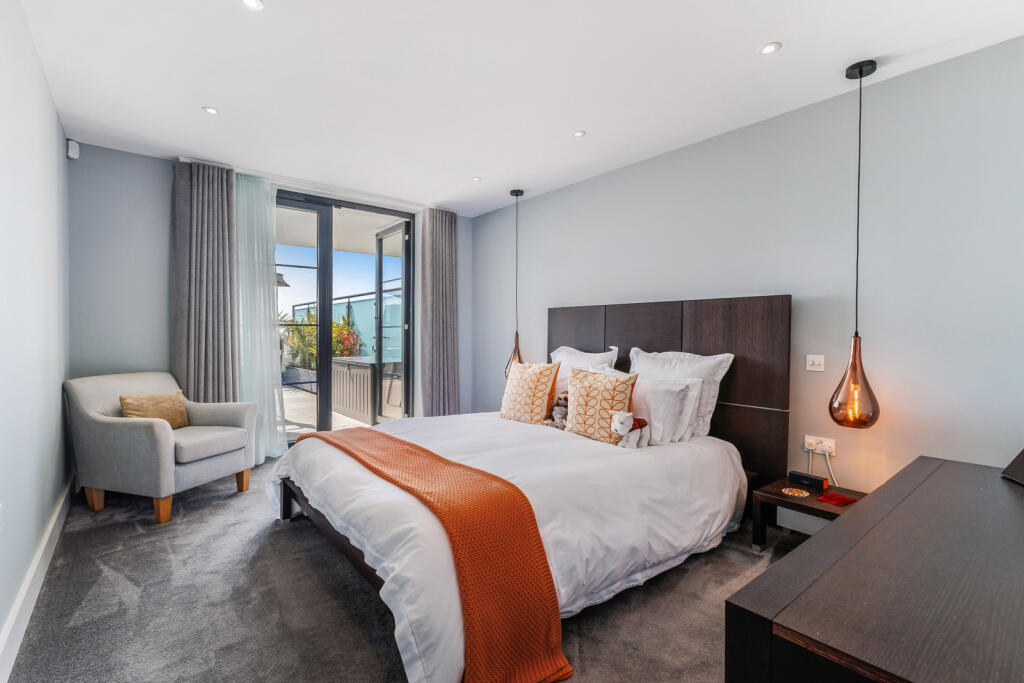 Additional image 15 of East Overcliff Drive, Eastcliff, Bournemouth, Dorset, BH1