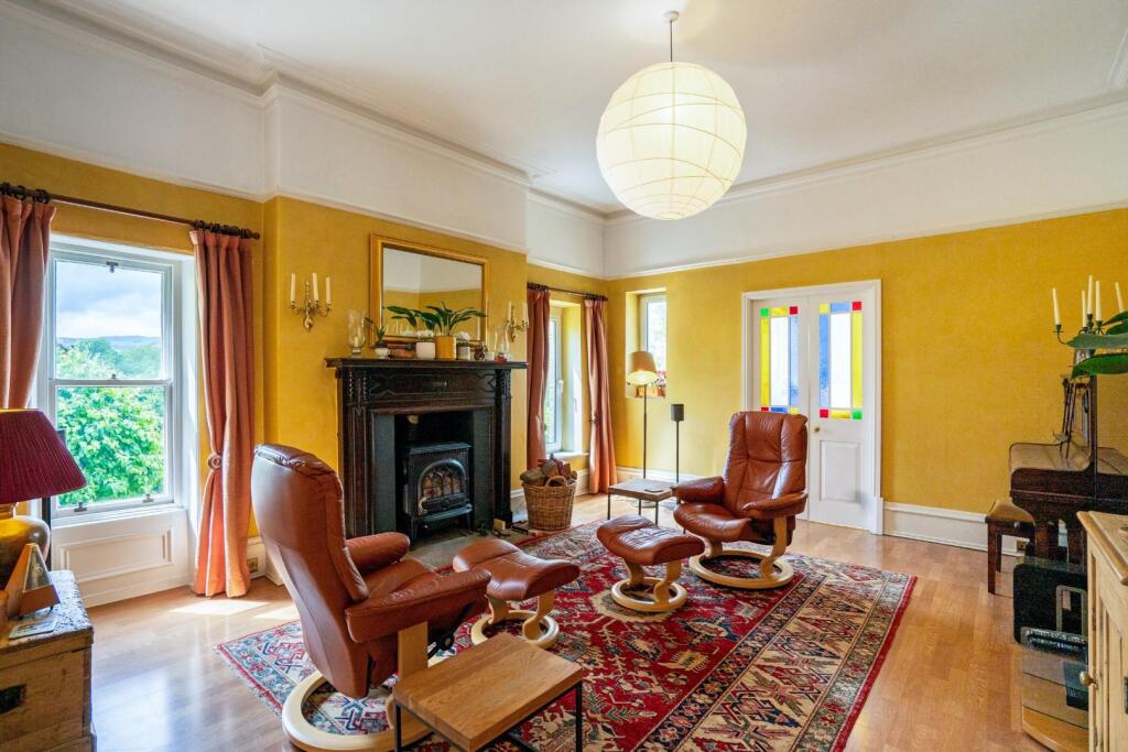 House in Bradford, Brooklands Estate, Menston - View 3