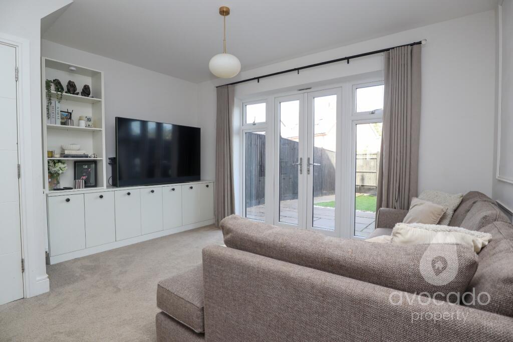 House in Hart, Fleet - View 4