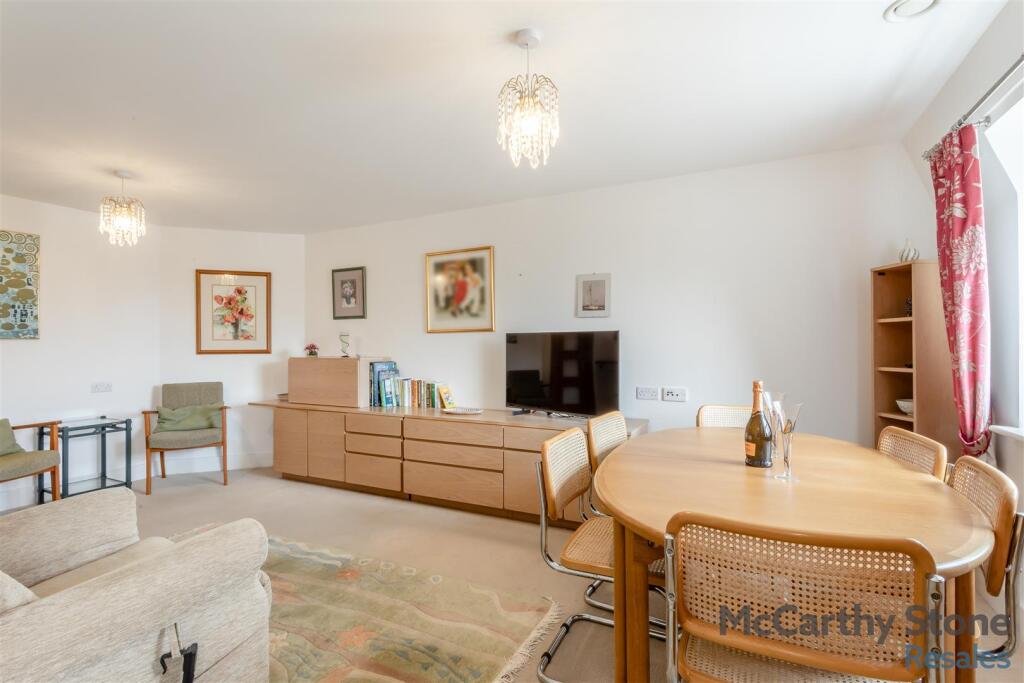 Additional image 4 of Peel Court, College Way, Welwyn Garden City, Hertfordshire, AL8 6DG