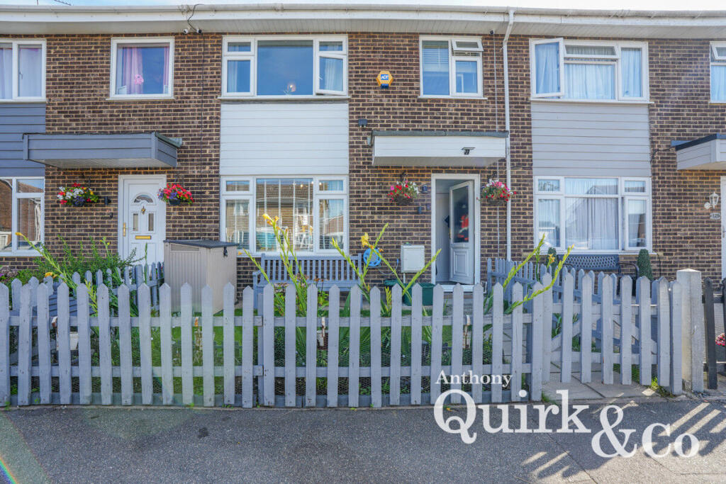 3-bed terraced on Hilton Road, Canvey Island, SS8, £290,000