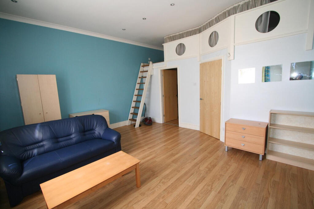 Main image of property: HYDE TERRACE, Leeds