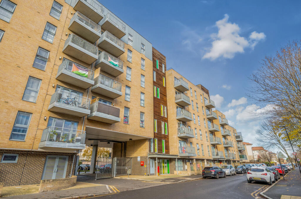 Main image of property: Chaseway Lodge, 206 Butchers Road, London