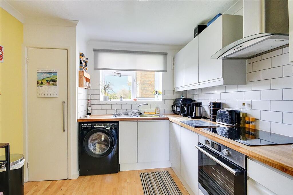 Apartment in Worthing, Goring-by-Sea - View 4
