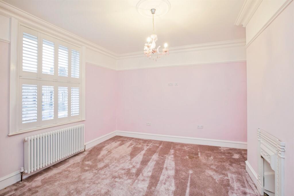 House in Calderdale, West Yorkshire - View 4