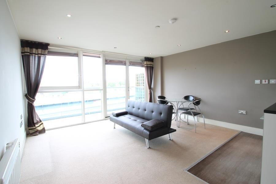 Apartment in Nottingham, Nottinghamshire - View 5