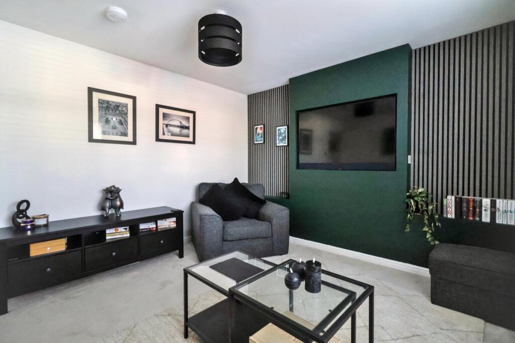 Apartment in Paisley - View 3