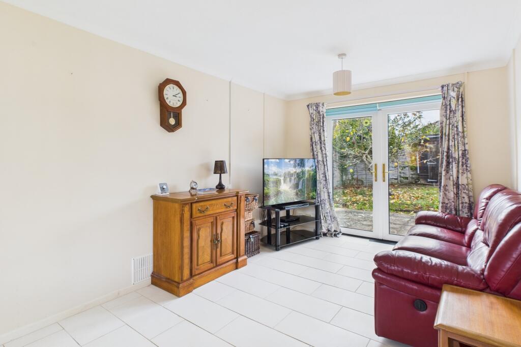 Chestnut Close, Haslingfield photo 3