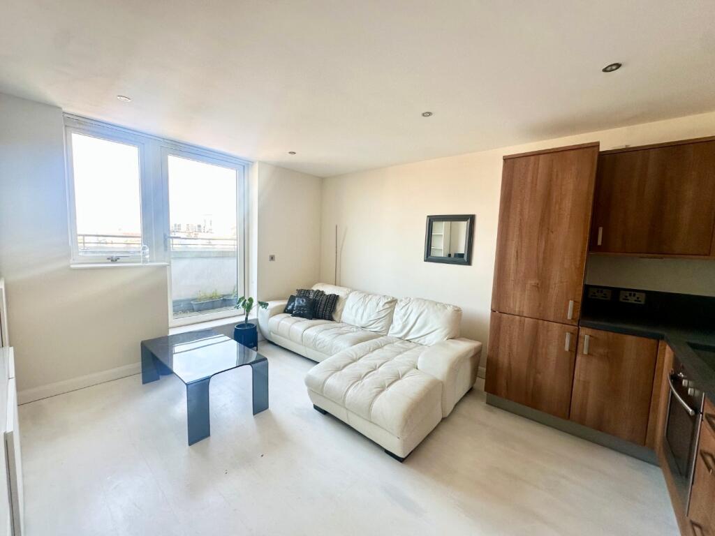 Apartment in Nottingham - View 4