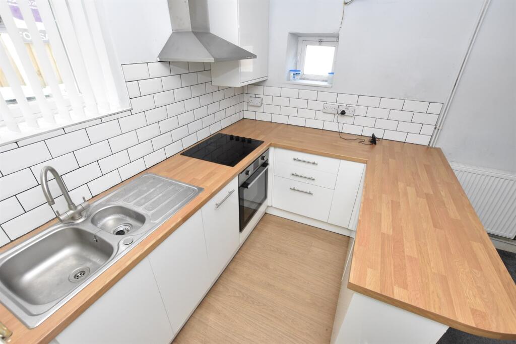 Holme Lane, NG34 - View 4