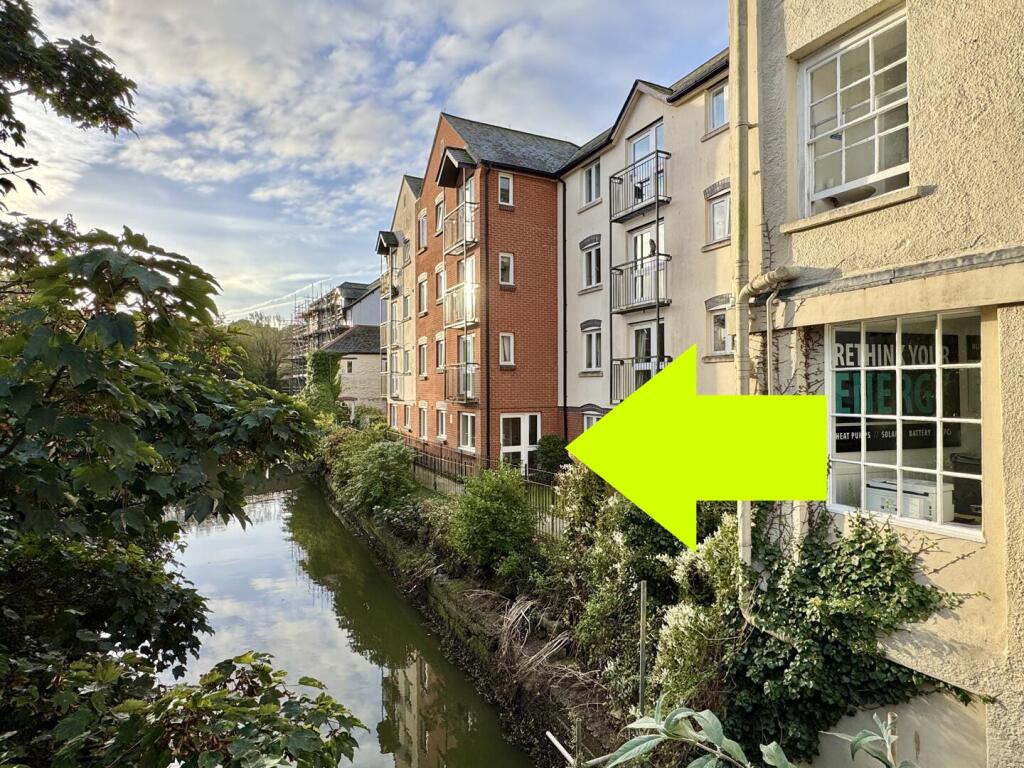 Apartment in Truro - View 2