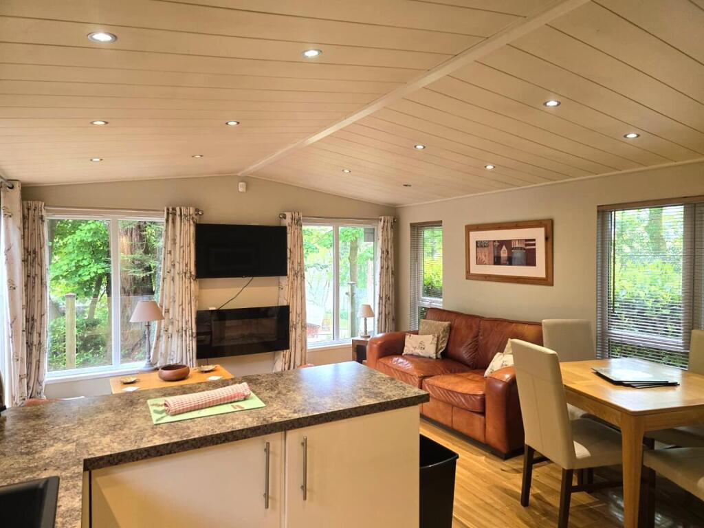 Fallbarrow Holiday Park, Rayrigg Road, Windermere, LA23 3DL photo 4