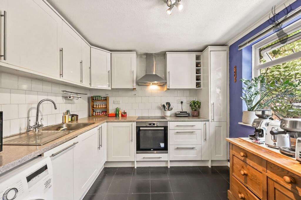 Apartment in London, Globe Town, Stepney - View 4