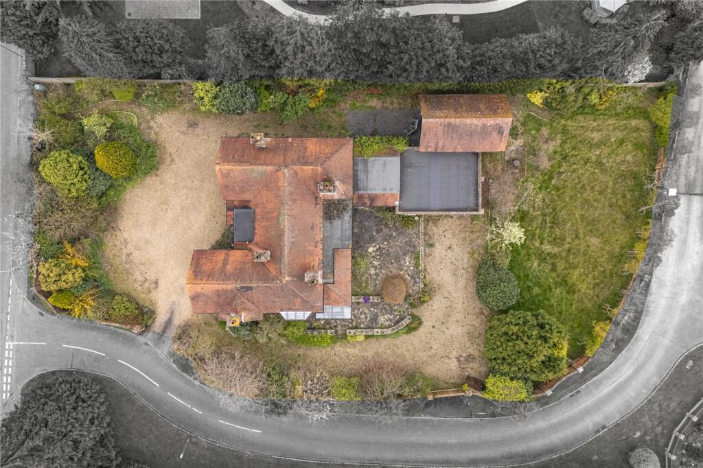 House in Knotty Green, Penn - View 2