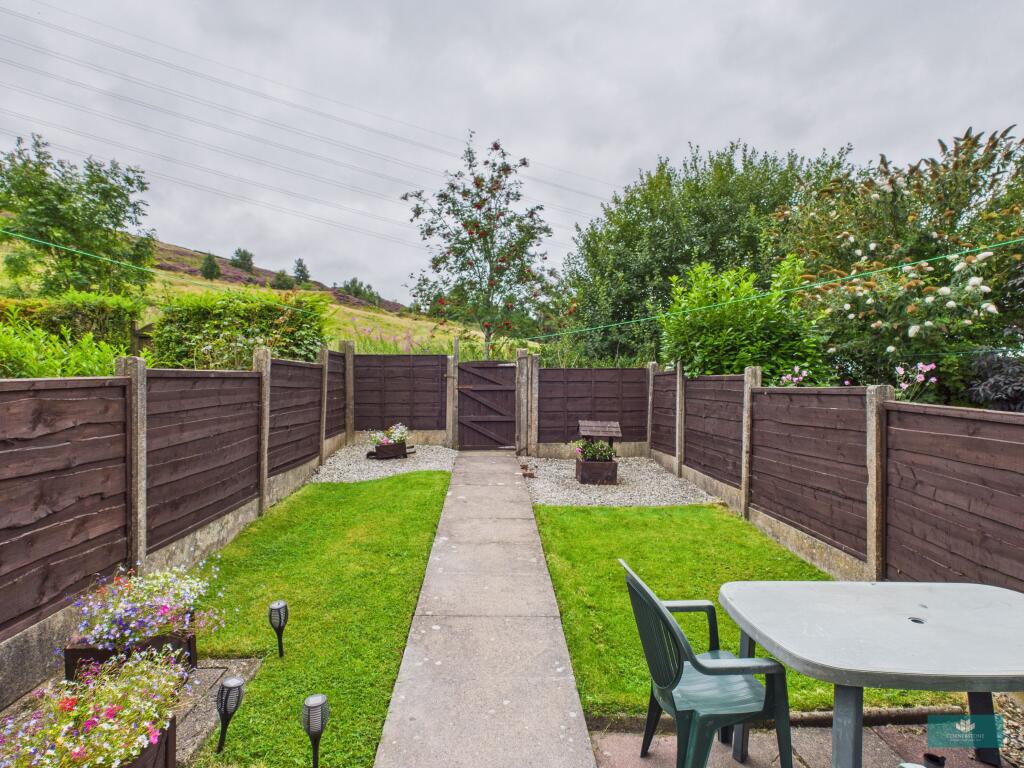 Horsefield, Horsefield Avenue, Whitworth, Rochdale, Greater Manchester, OL12 photo 4