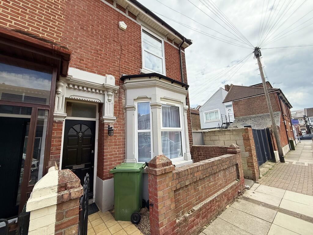 House in Portsmouth - View 2