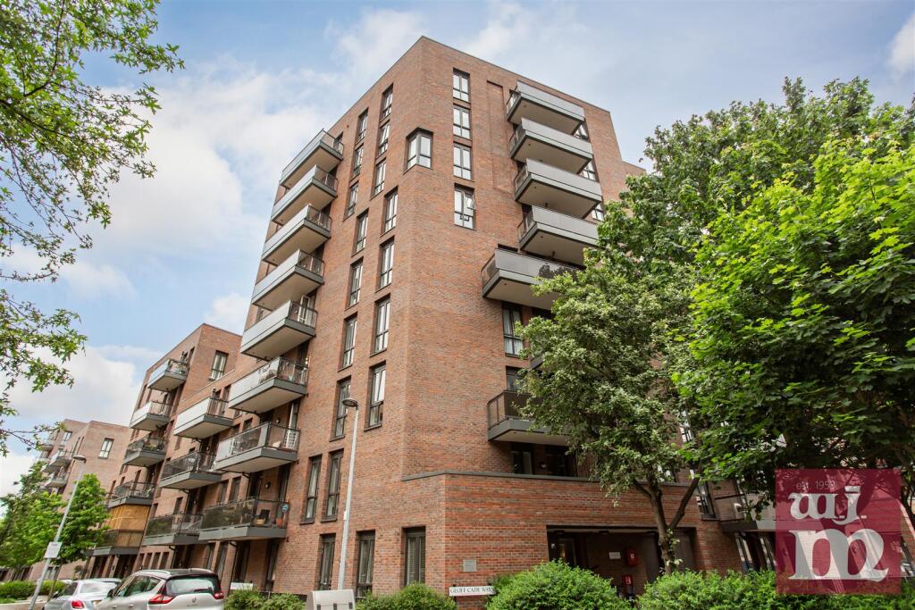 Main image of property: Maypole Court, Mile End, E3