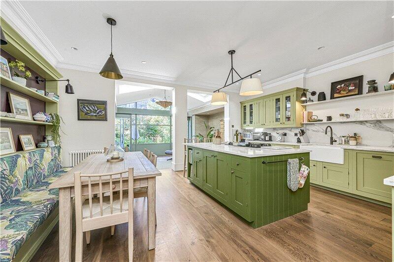 House in London - View 4