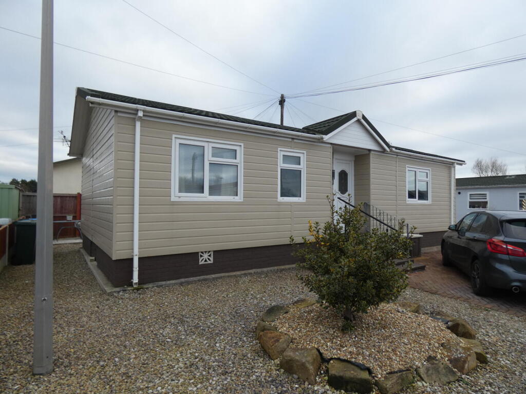 Main image of property: Lamaleach Park, Lamaleach Drive, Freckleton, Preston, PR4 1DZ