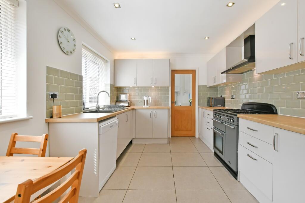 House in Sheffield, South Yorkshire - View 4