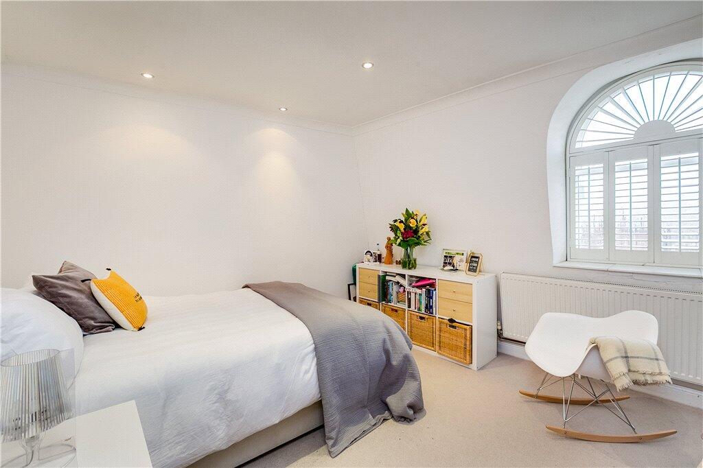Apartment in London - View 4
