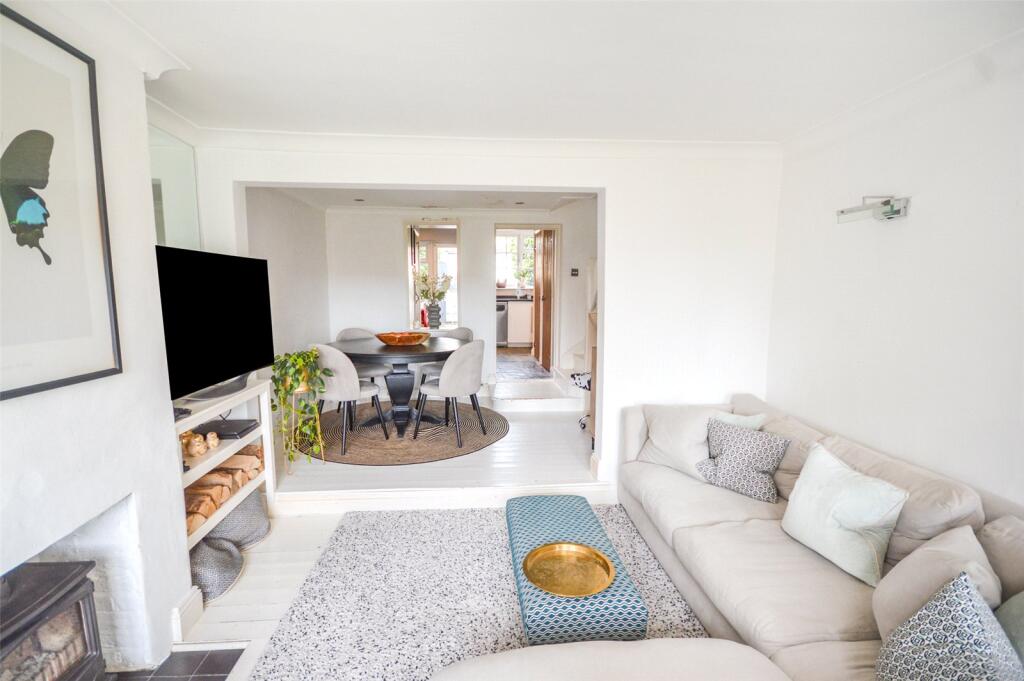 House in Bishop's Stortford, Hockerill - View 4
