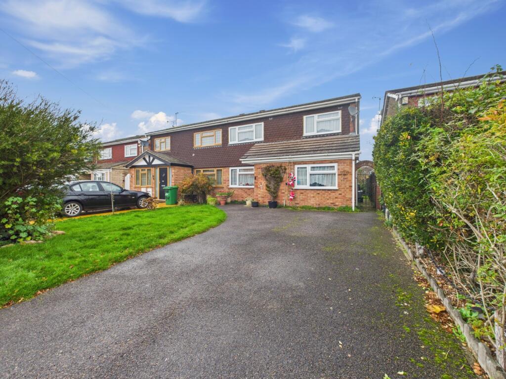 Main image of property: Sherborne Close, Colnbrook, Berkshire, SL3