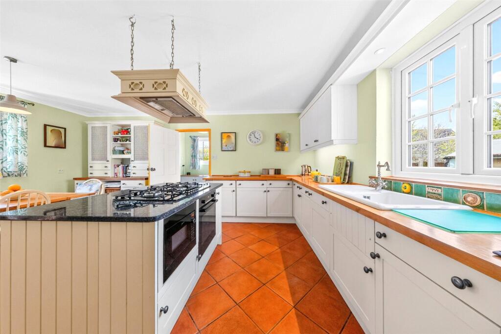 House in East Suffolk, Wickham Market - View 4