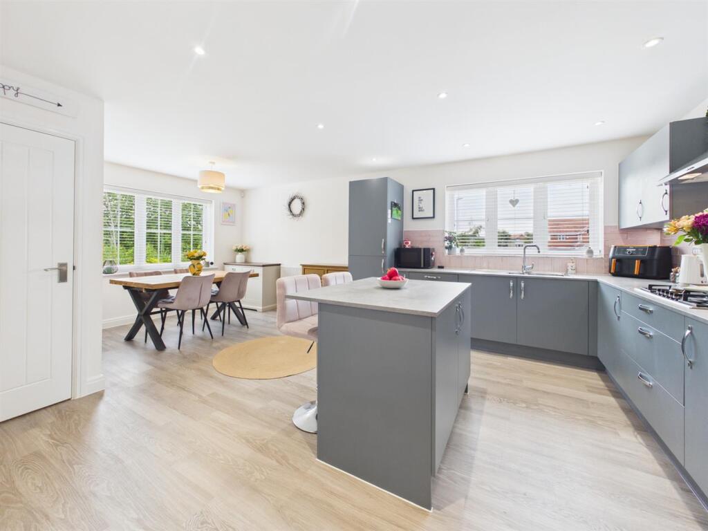 House in Tewkesbury, Twigworth - View 2