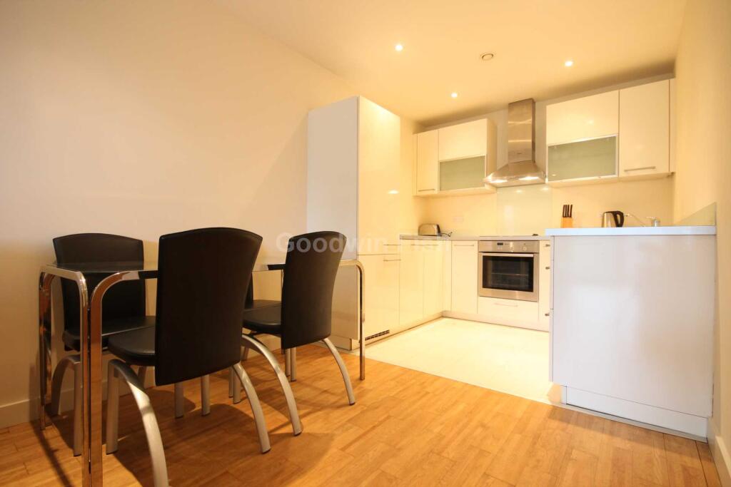4 Kelso Place, St Georges Island, Castlefield photo 2