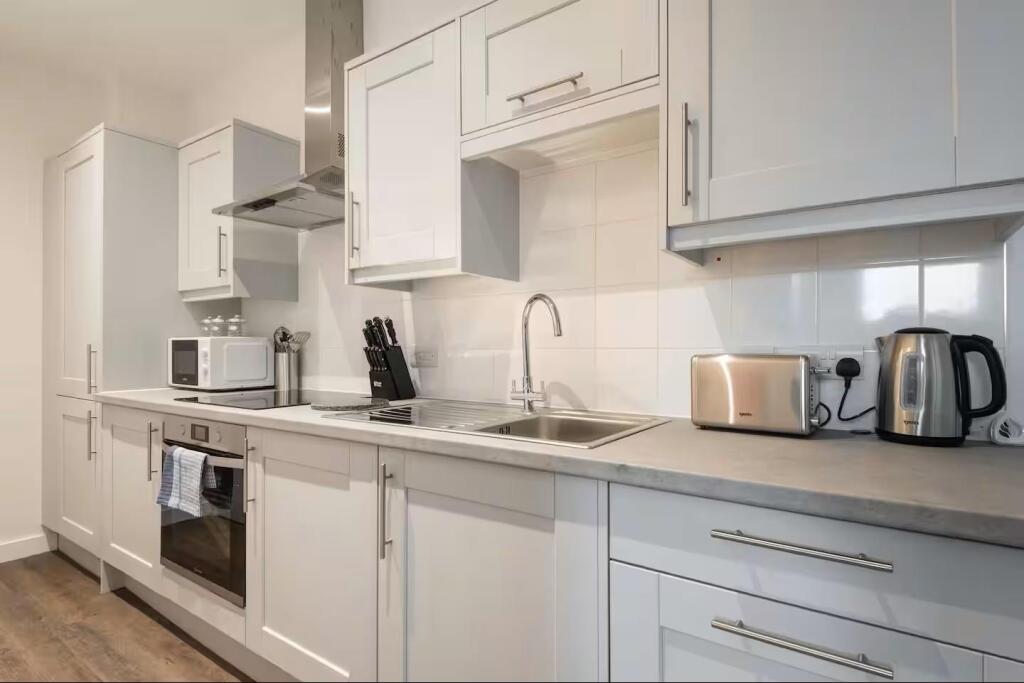 Apartment in York, Holgate - More