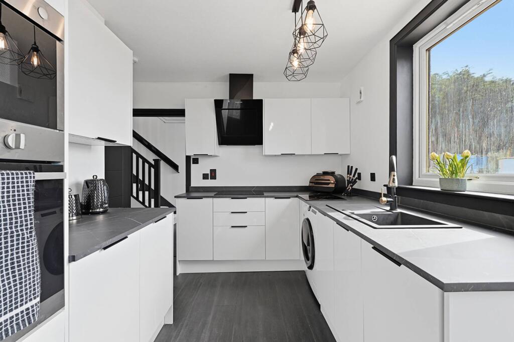 House in Kirkcaldy - View 5