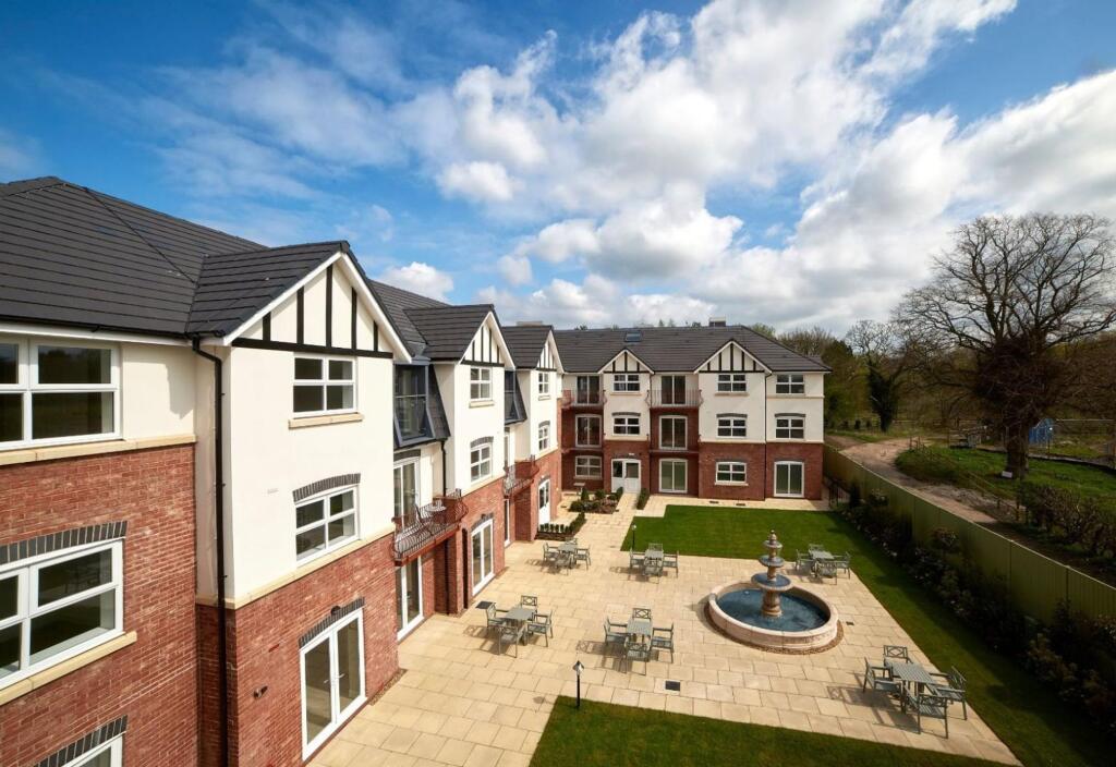 1-bed house on Jamie Webb Drive, Sanctuary Court Jamie Webb Drive, SK9, £259,950