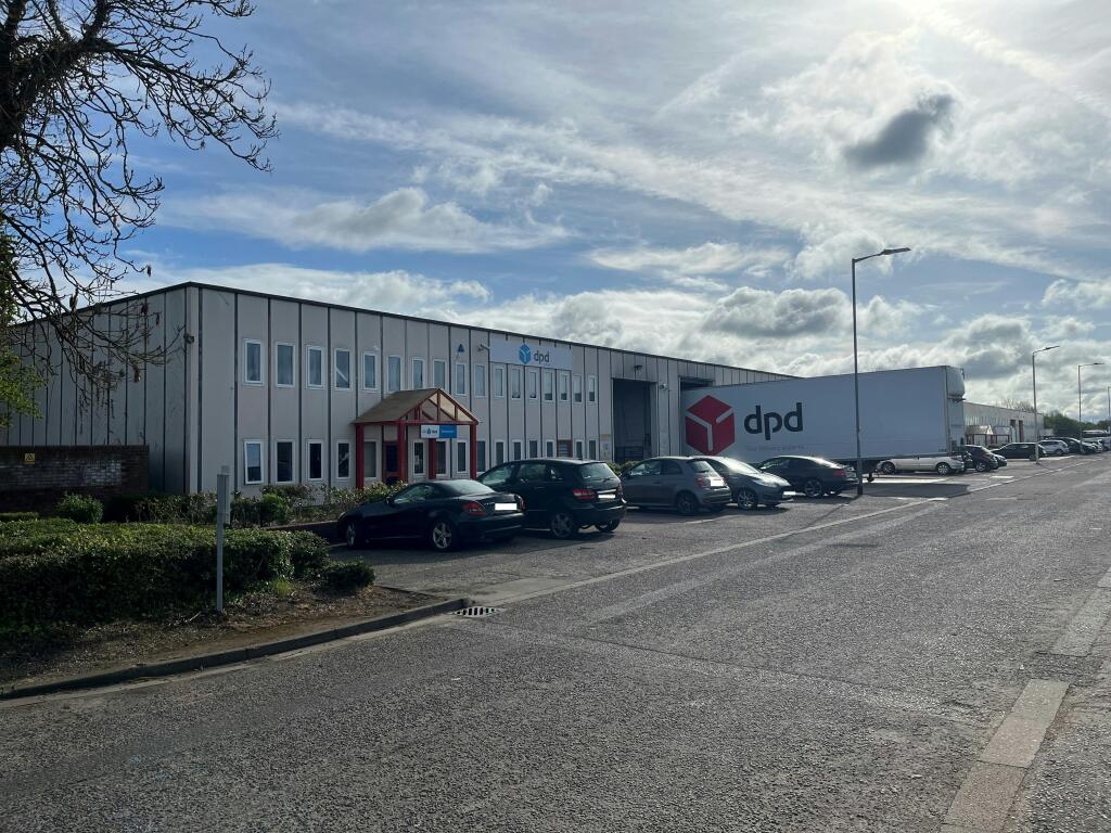 View of front units 04 24 E.jpg