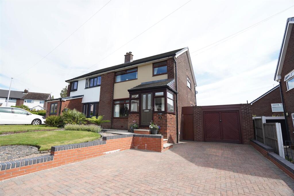 Main image of property: Norwich Close, Dukinfield