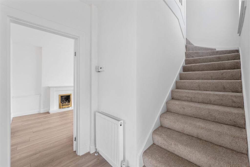 124 Alderman Road, Knightswood, G13 3DB photo 2