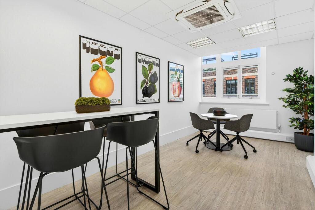 2nd Floor 37-39 Long Acre 1.jpg