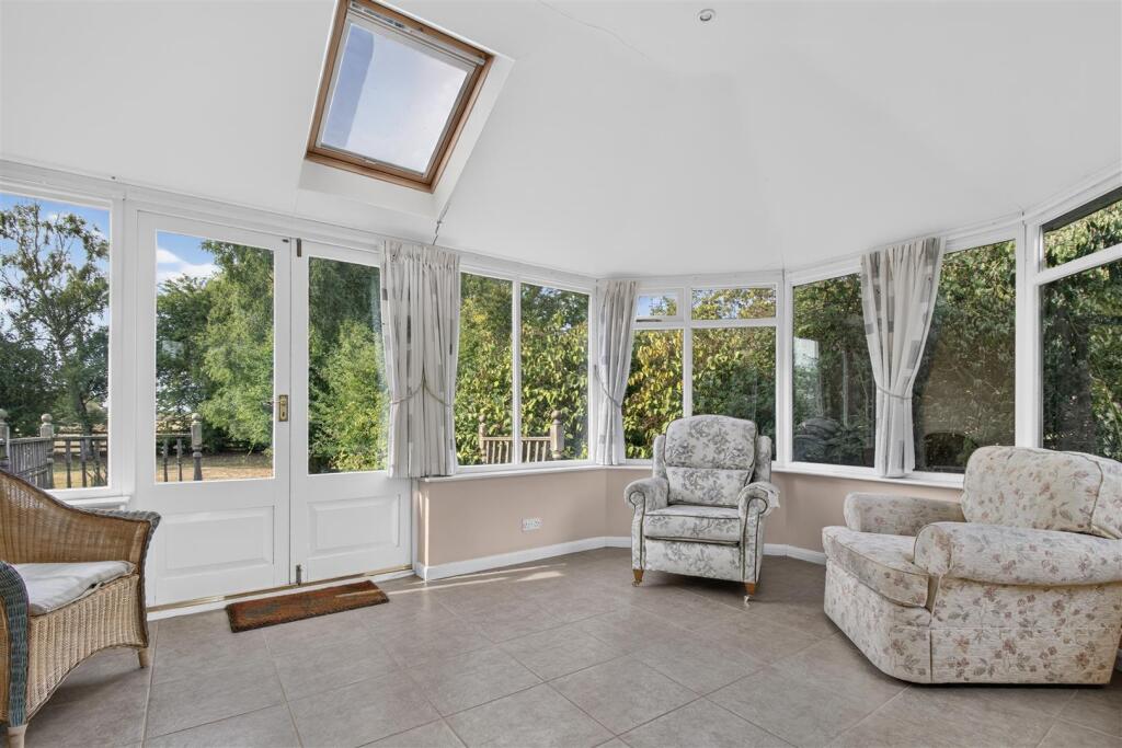 House in York - View 4