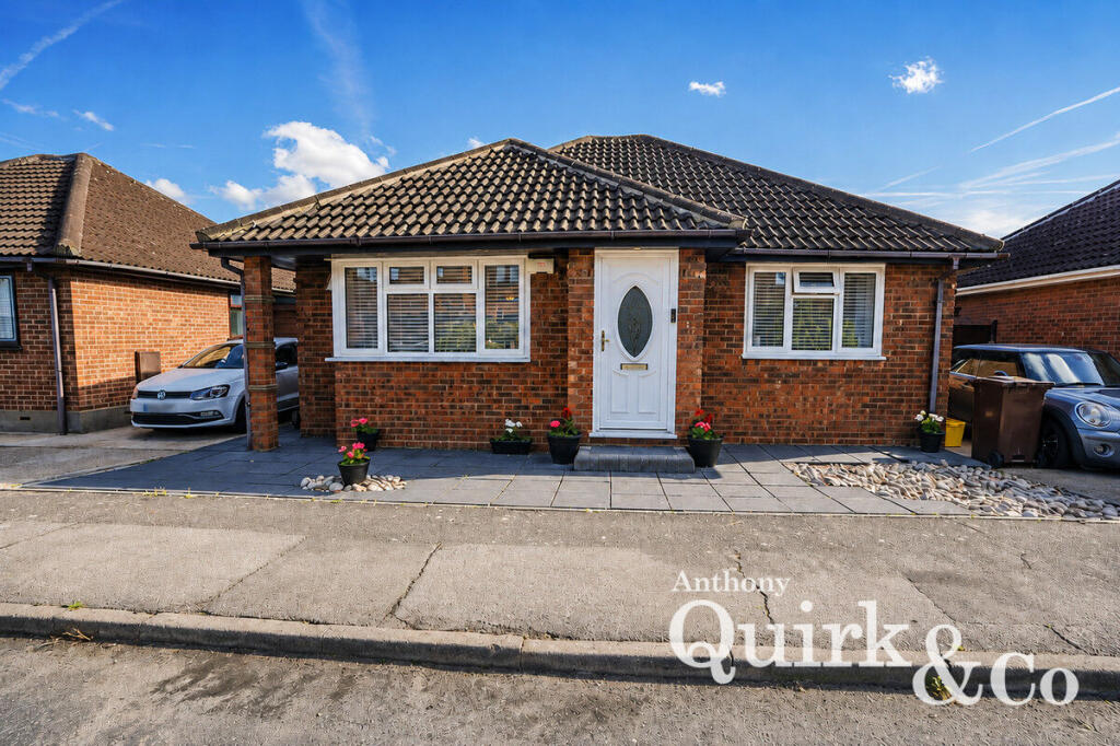 Main image of property: Beecroft Crescent, Canvey Island, SS8