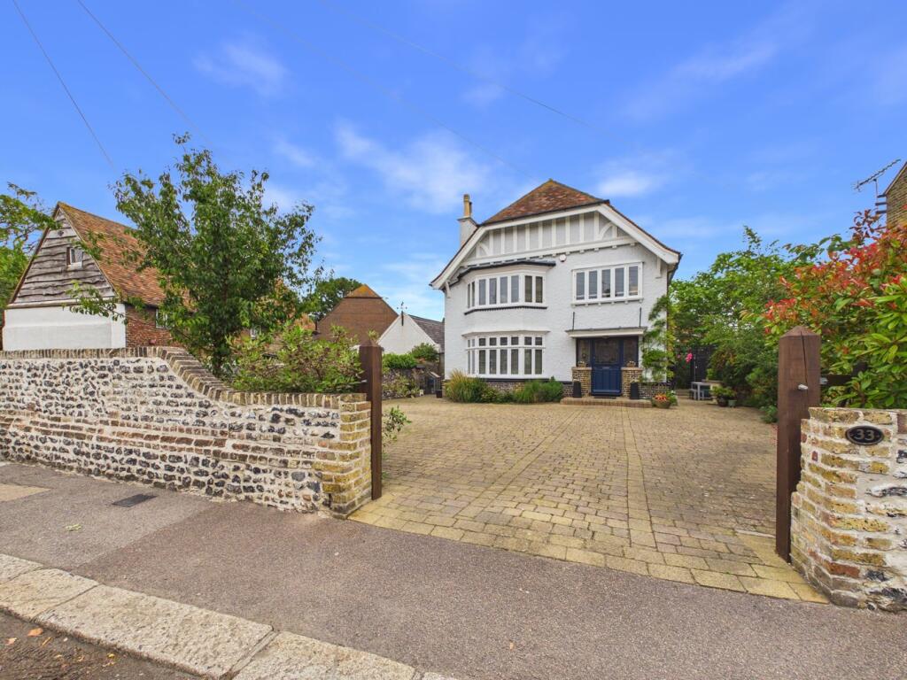 Main image of property: Reading Street, Broadstairs, CT10